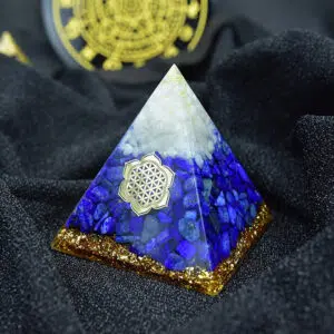 Orgoniet Piramide Lapis lazuli en witte Kwarts 4-10 cm