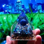 Obsidiaan en lapis lazuli orgoniet 5 cm