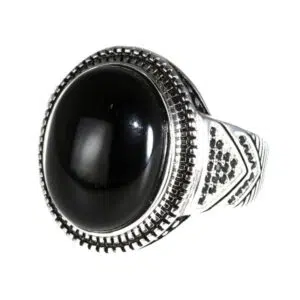 Onyx en zilveren ring met ovale steen