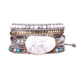 Boheemse Leren Armband met Howliet Kralen