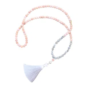 Labradoriet en roze stenen ketting