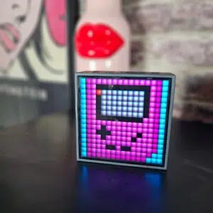 Divoom Timebox Evo aangesloten luidspreker