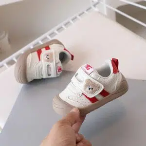 Zachte en ergonomische babyschoenen